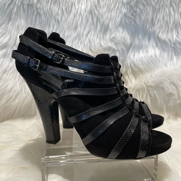 Bottega Veneta preloved black suede/leather heels - Picture 4 of 5